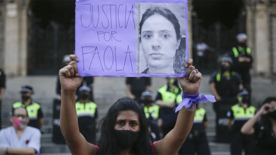 La profesora Paola Tacacho había denunciado a su exalumno que finalmente la asesinó. La profesora Paola Tacacho había denunciado a su exalumno que finalmente la asesinó.