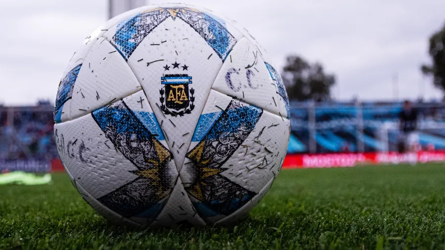 En AFA se analiza volver a un torneo de 30 equipos en Primera División
