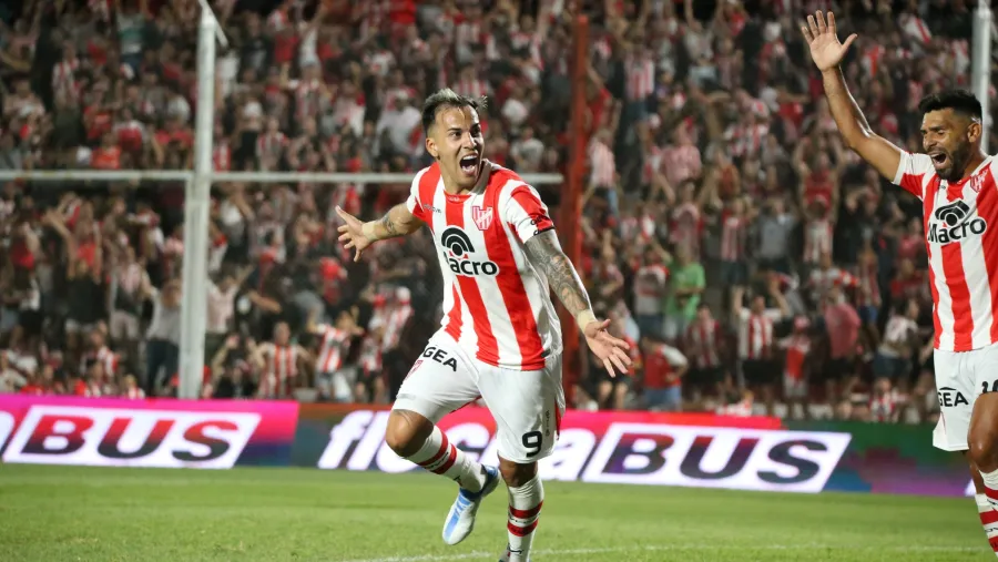 Instituto de Córdoba fue contundente y superó con claridad a Atlético Tucumán