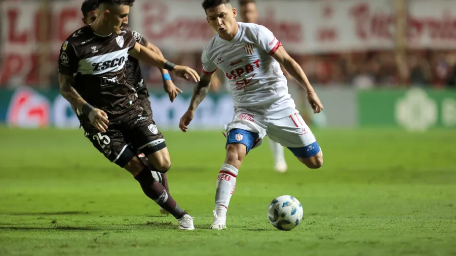 Unión de Santa Fe no pasó del empate contra Platense en el 15 de Abril Unión de Santa Fe no pasó del empate contra Platense en el 15 de Abril