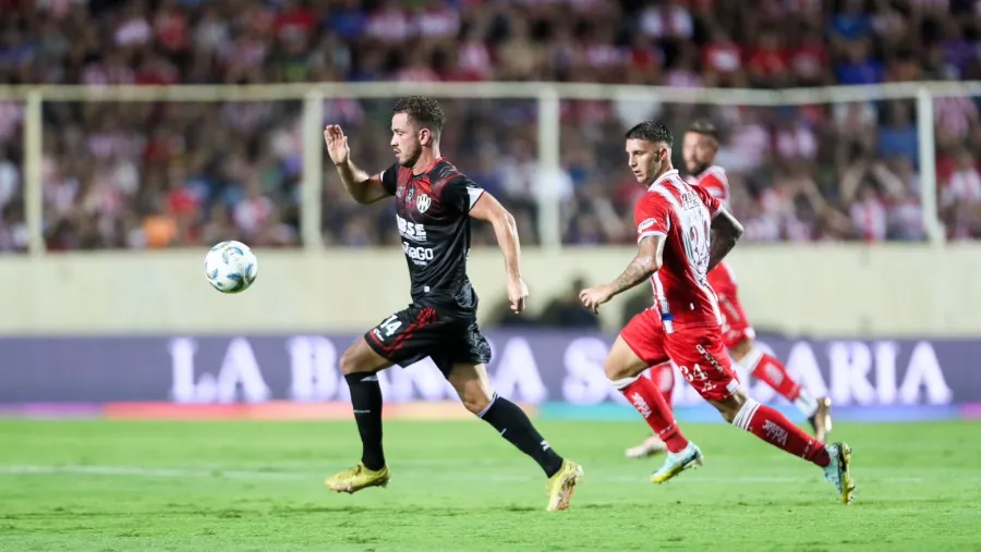Unión hizo el gasto en Santa Fe, pero Central Córdoba se lo empató sobre el final Unión hizo el gasto en Santa Fe, pero Central Córdoba se lo empató sobre el final