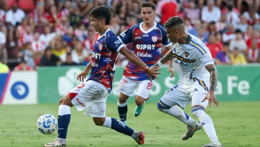 Unión rescató un empate cuando Boca ya saboreaba el triunfo en Santa Fe