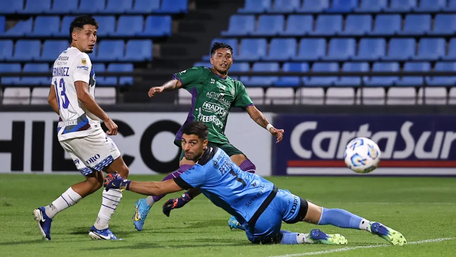 Excursionistas sorprendió a Godoy Cruz y lo eliminó de la Copa Argentina