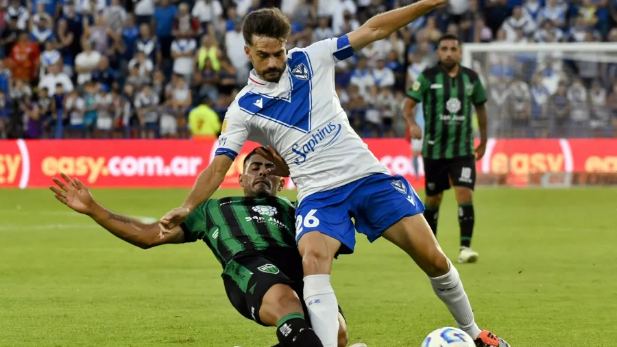 Fútbol: Vélez se reencontró con el gol y le ganó a San Martín de San Juan