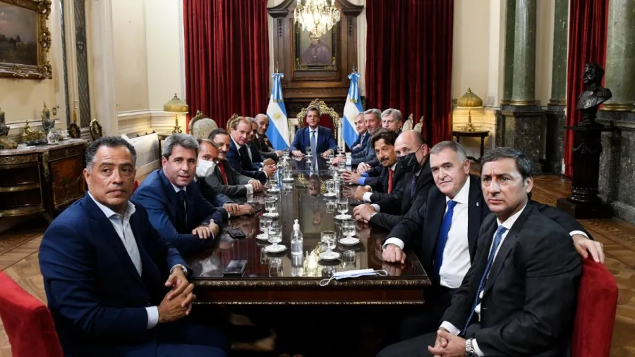 Gobernadores pidieron a los diputados aprobar el acuerdo con el FMI