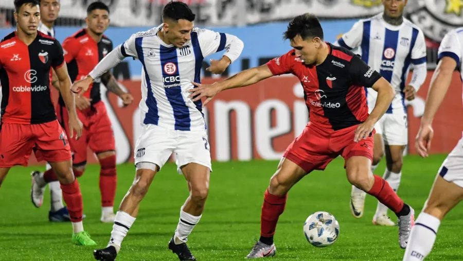 Copa Argentina: Talleres de Córdoba eliminó a Colón de Santa Fe en un duelo caliente