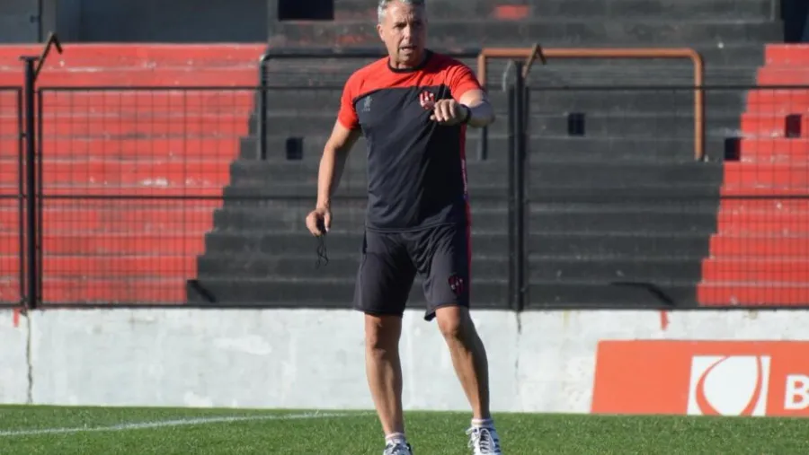 Álvarez dijo que el partido contra Gimnasia será “un disparador anímico para el que gane”