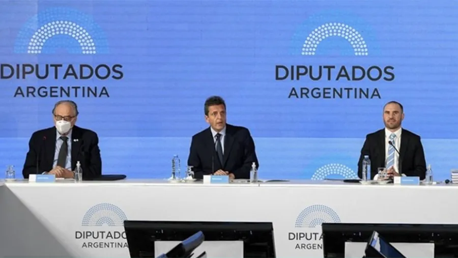 Imagen de archivo de Heller, Massa y Guzmán en la Cámara Baja. El titular de la cartera de Economía concurrirá a defender el proyecto de Presupuesto 2022.
