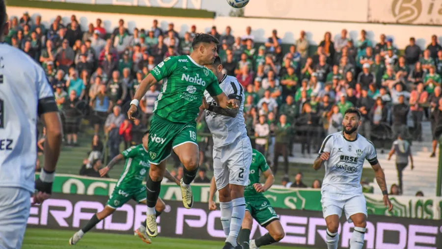Fútbol: Central Córdoba ganó "una final" en Junín y salió de la zona de descenso Fútbol: Central Córdoba ganó "una final" en Junín y salió de la zona de descenso