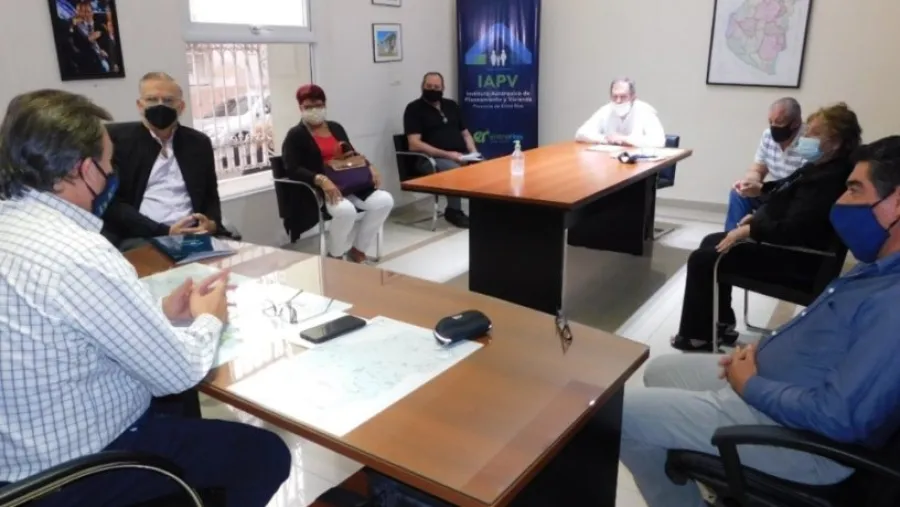 La provincia adjudicó la construcción de 30 viviendas en Paraná