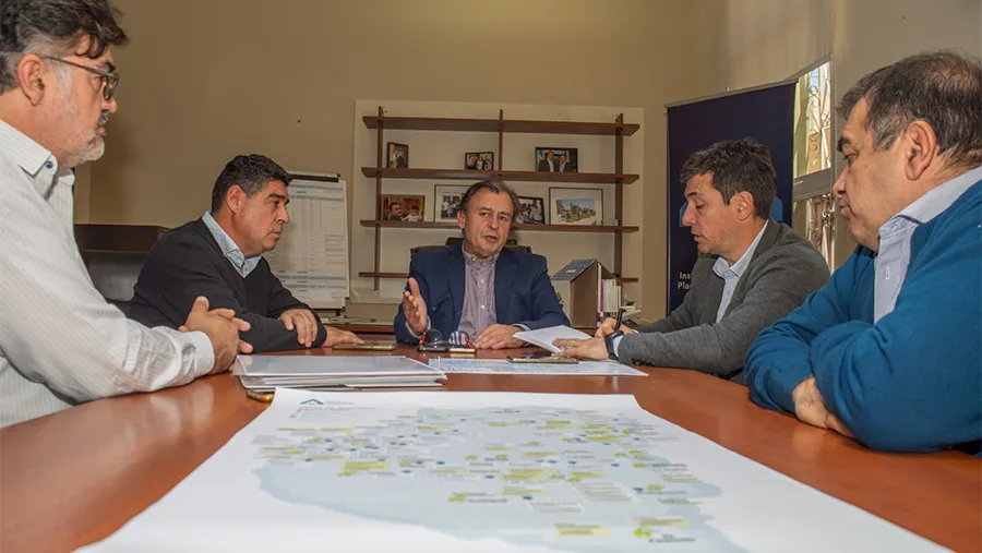 Bisogni recibió a Iván Kerr y Luis Uriona, que fueron los enviados del gobernador electo Rogelio Frigerio para comenzar la transición en el IAPV.