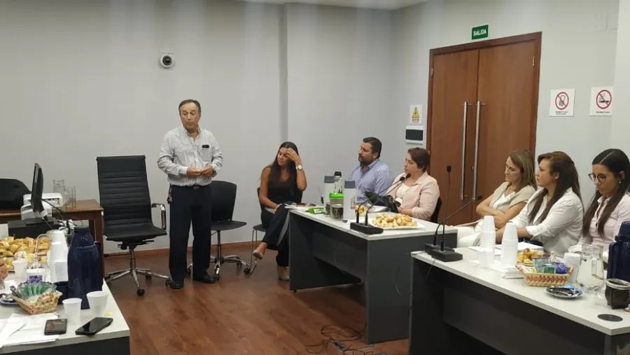 reunión Juicio por Jurados