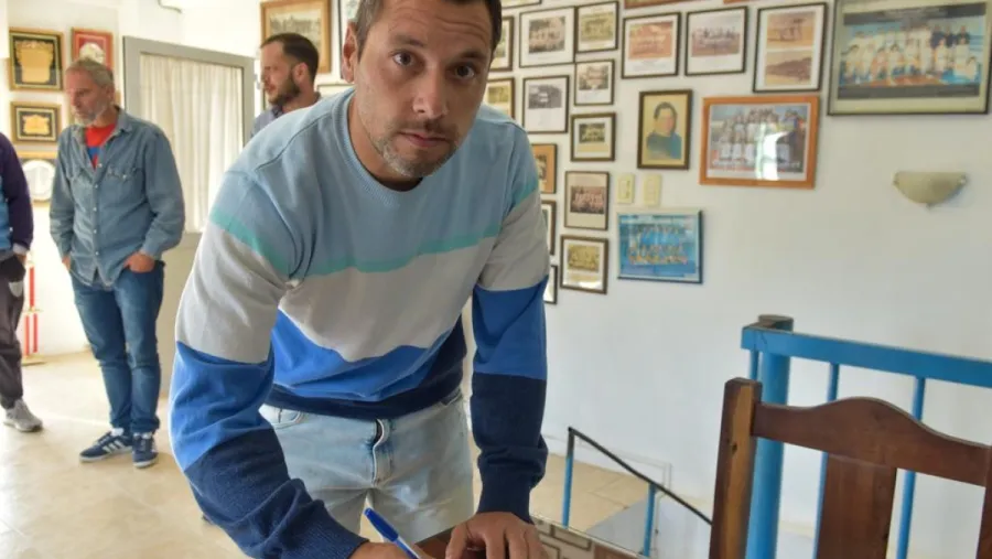 Federal A: Javier Lenciza tomó las riendas de Juventud Unida de Gualeguaychú