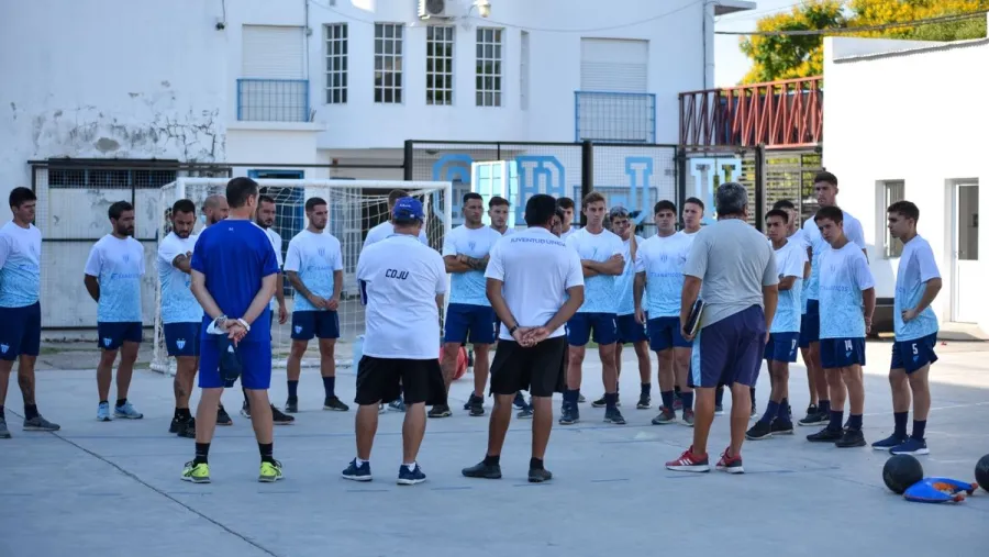 Juventud Unida enfrentará a Rosario Central este sábado en un partido amistoso