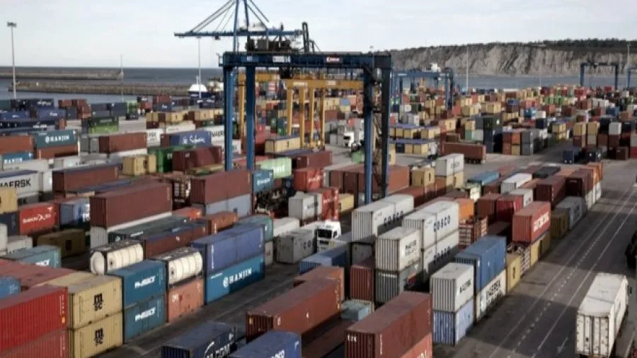 Por la suba de importaciones de energía, Argentina tuvo déficit comercial en junio