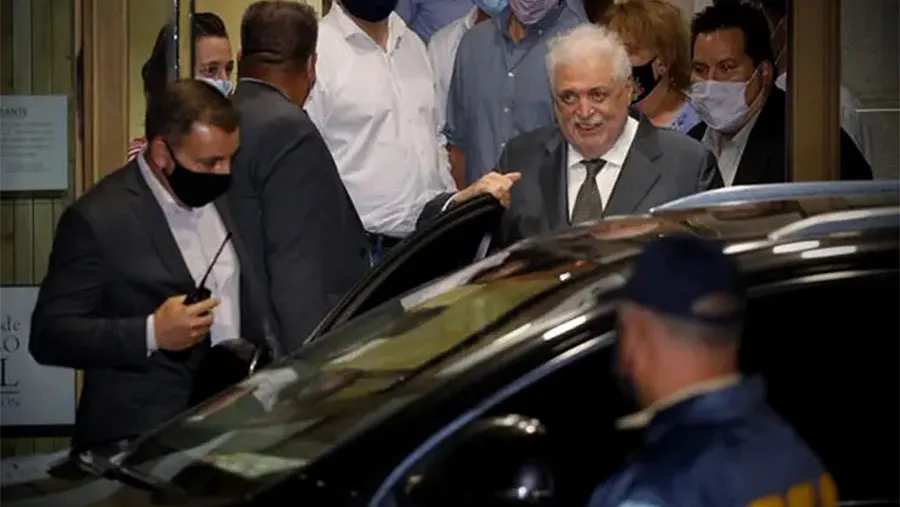 Ginés González García es el principal apuntado en la denuncia que presentó ayer el fiscal Guillermo Marijuan ante la Cámara Federal. Ginés González García es el principal apuntado en la denuncia que presentó ayer el fiscal Guillermo Marijuan ante la Cámara Federal.