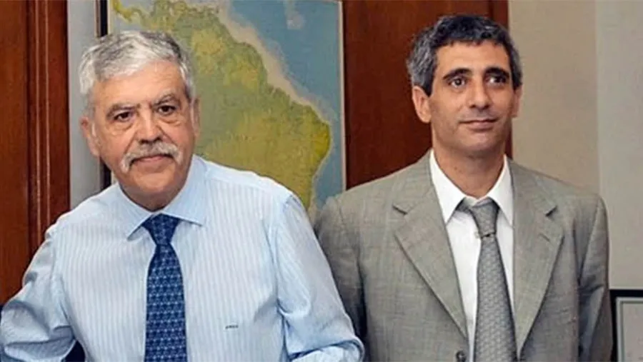 Fotografía de archivo de Julio De Vido y Roberto Baratta. Fotografía de archivo de Julio De Vido y Roberto Baratta.
