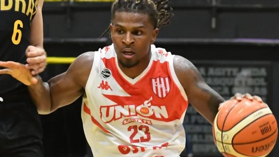 Echagüe movió sus fichas: incorporó a Dallas Morgan y rescindió el contrato de Alan Moreno