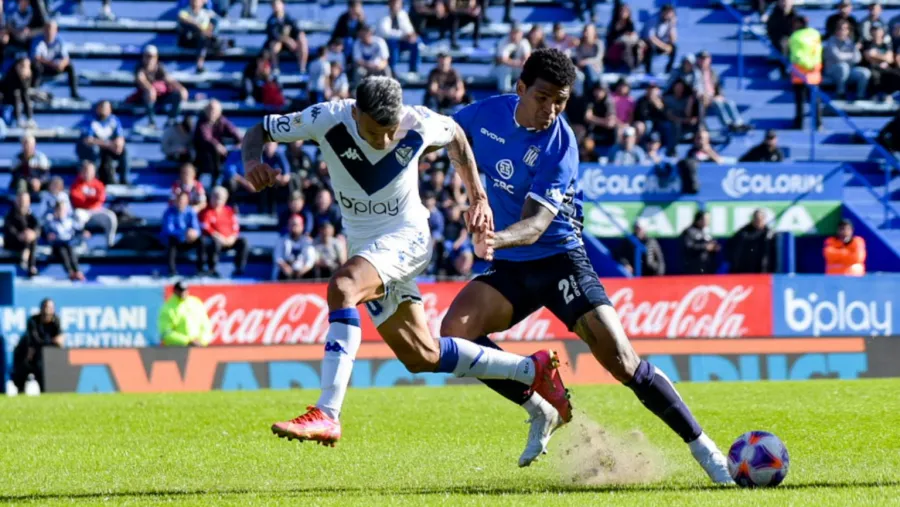 Fútbol: Vélez le ganó a Talleres en un cierre electrizante en Liniers Fútbol: Vélez le ganó a Talleres en un cierre electrizante en Liniers