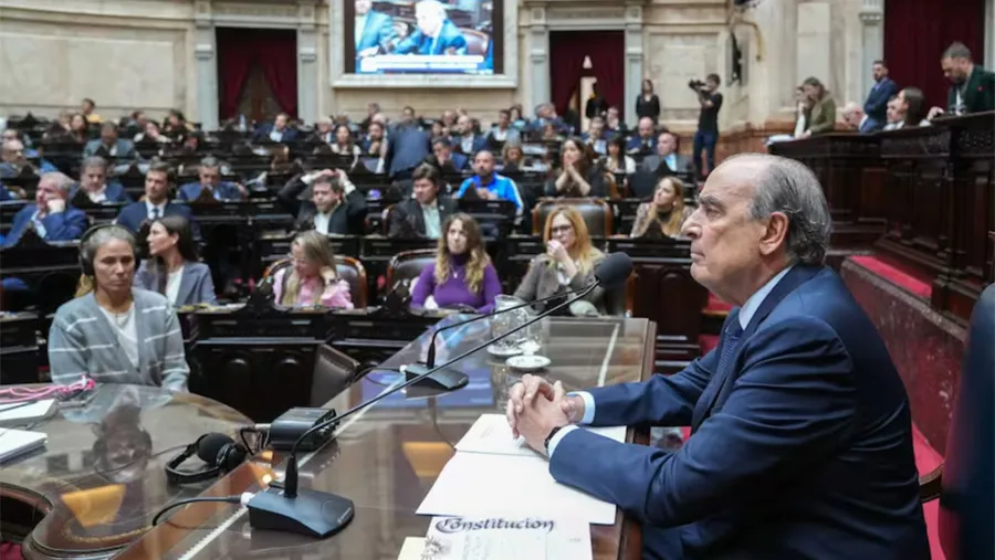 El jefe de Gabinete, Guillermo Francos, en su última exposición en Diputados.