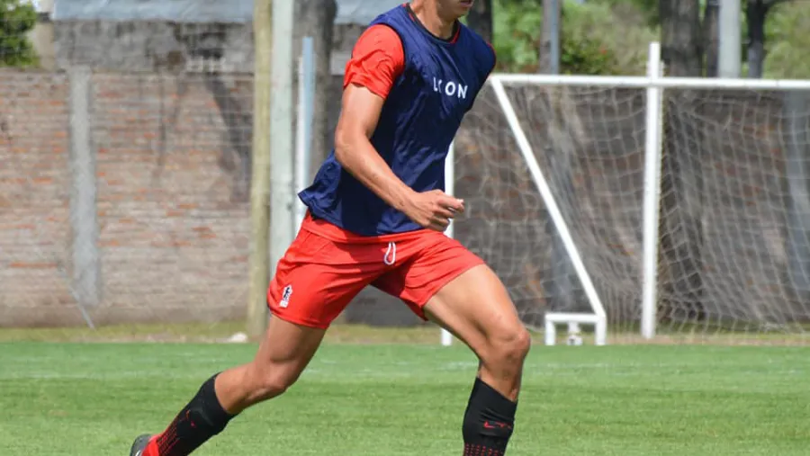 Juan Guasone sufrió una fractura y será baja en Patronato para el resto del semestre Juan Guasone sufrió una fractura y será baja en Patronato para el resto del semestre