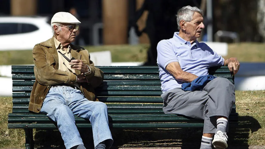 El beneficio será para aquellos jubilados que no entraron en moratorias y cobran el haber mínimo. El beneficio será para aquellos jubilados que no entraron en moratorias y cobran el haber mínimo.