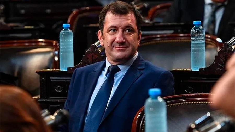 “Es una estrategia legislativa”, dijo Kueider sobre la ruptura del bloque del Frente de Todos en el Senado de la Nación.