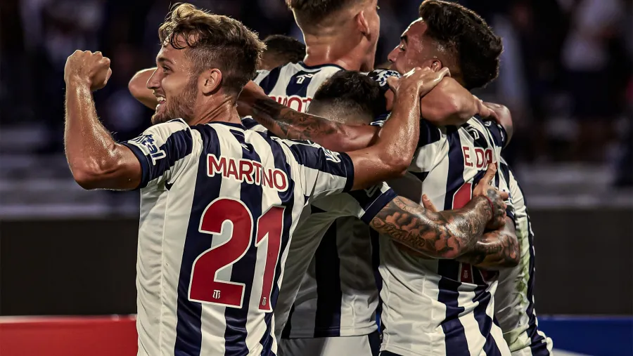Talleres derrotó a la “U” Católica en su estreno por la Copa Libertadores