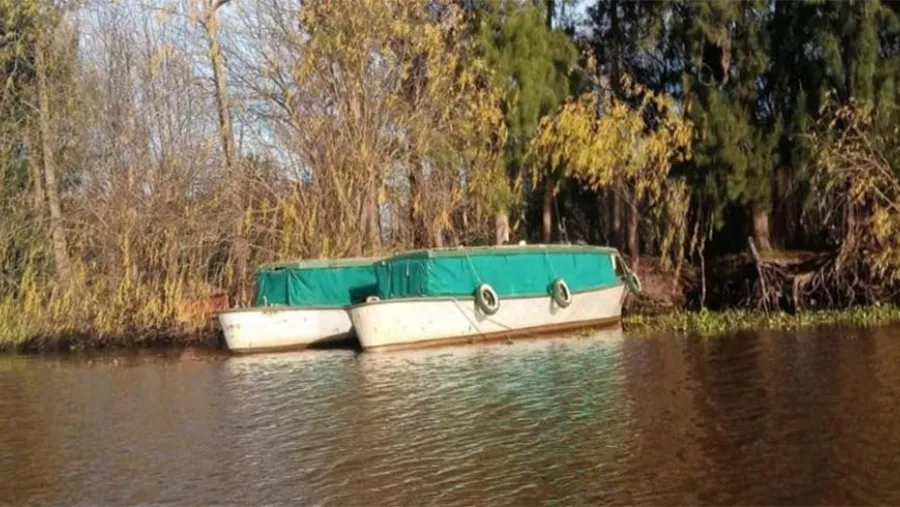 Los problemas no cesan para los alumnos isleños. El vivir en el interior de tan bella zona parece ser un castigo para su educación, principalmente por los problemas en su transporte escolar fluvial.