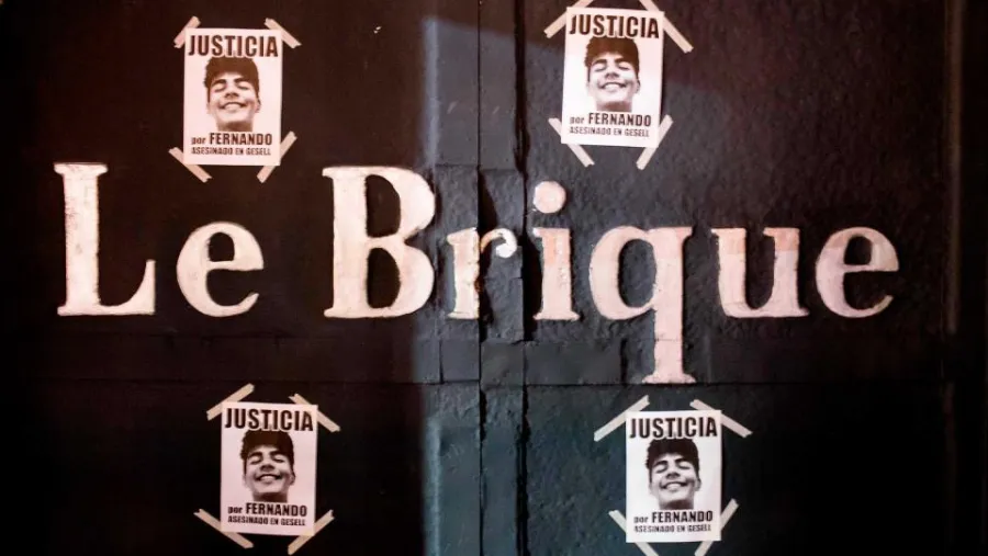 Le Brique Le Brique
