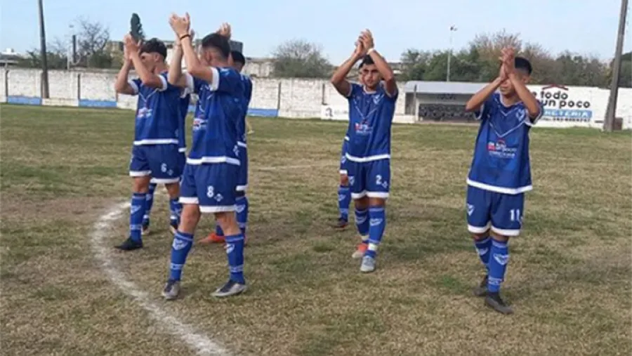 Fútbol: Sportivo Urquiza derrotó a Patronato en el cierre de la fecha 12 Fútbol: Sportivo Urquiza derrotó a Patronato en el cierre de la fecha 12