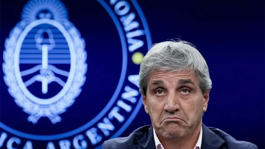 El gobierno repudia su propio bono. Las provincias intentaron pagar el suministro con los bonos que les dio Luis Caputo, pero Cammesa los rechazó.