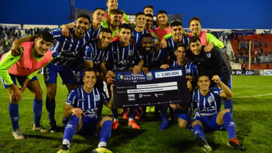 Copa Argentina: Godoy Cruz es el primer clasificado a octavos de final Copa Argentina: Godoy Cruz es el primer clasificado a octavos de final