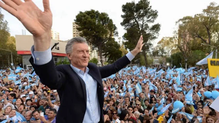 Mauricio Macri está cumpliendo hoy la mitad del plan de marchas del “Sí, se puede”. La entrega de estas horas será Olavarría, Provincia de Buenos Aires, con María Eugenia Vidal.