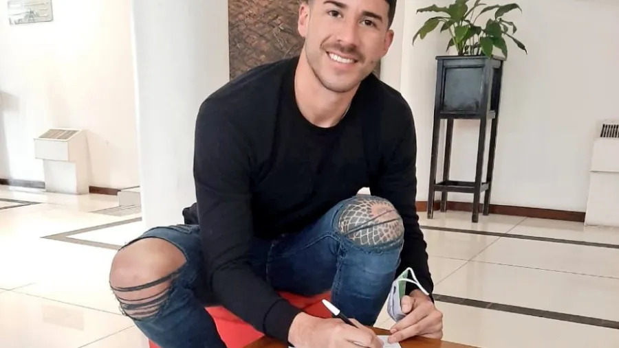 Matías Lisandro Mansilla firmó y se convirtió en el primer refuerzo de Patronato Matías Lisandro Mansilla firmó y se convirtió en el primer refuerzo de Patronato