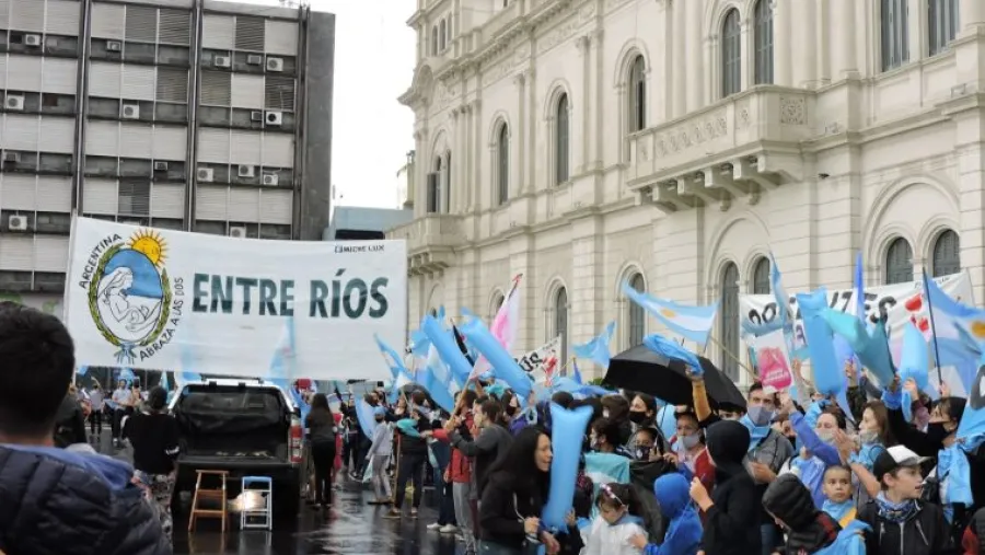 La Iglesia convoca a la marcha del sábado a Casa de Gobierno contra la ley del aborto
