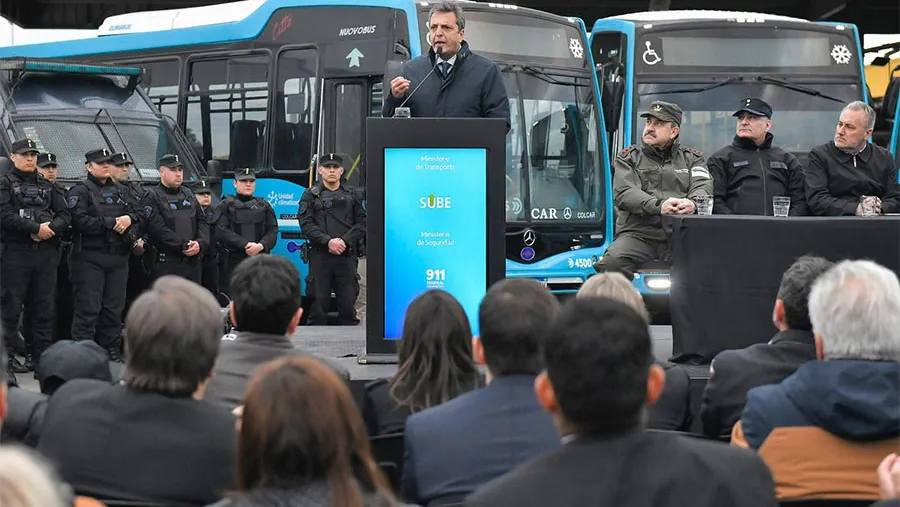 Massa también se comprometió en Rosario a profundizar la lucha contra el narcotráfico.
