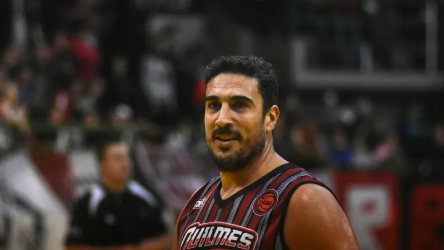 El entrerriano “Maxi” Maciel jugará otra temporada con Quilmes de Mar del Plata