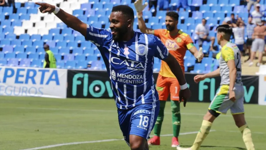 Godoy Cruz volvió al triunfo y hundió a Aldosivi en la zona de descenso