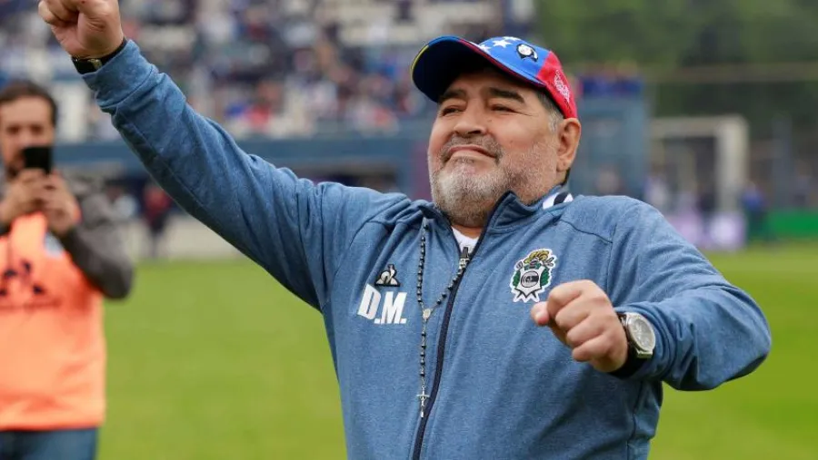 La Copa en disputa pasó a llamarse Diego Armando Maradona