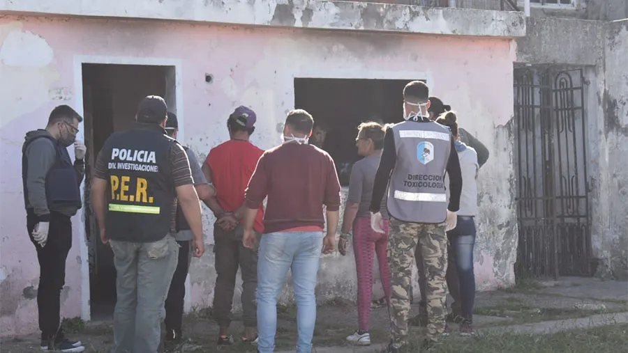 En Gualeguaychú se realizaron tres allanamientos por narcomenudeo.