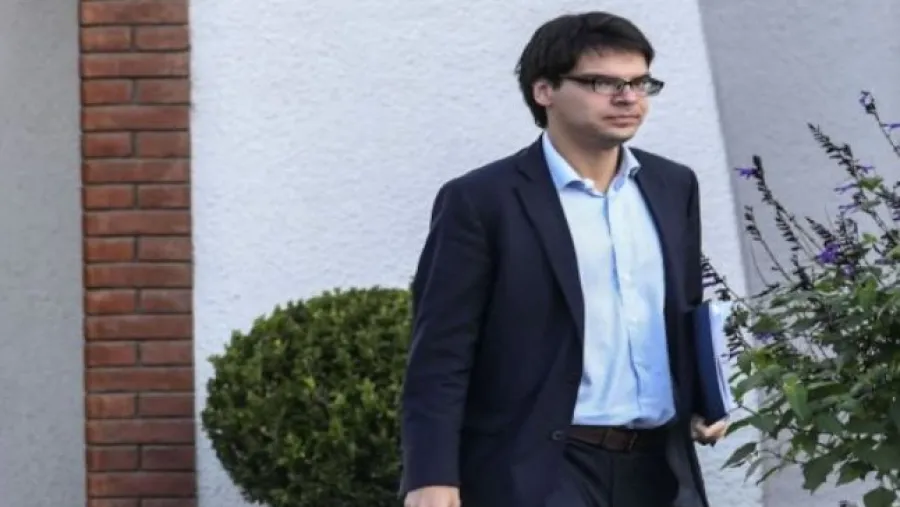 Ordenaron investigar si el teléfono del ex secretario de Macri fue manipulado