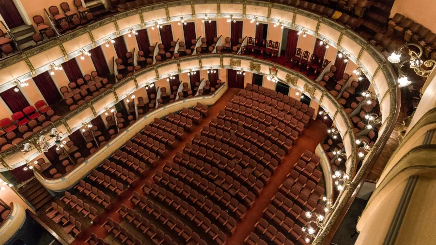 El Teatro Municipal 3 de Febrero cumple 112 años 
