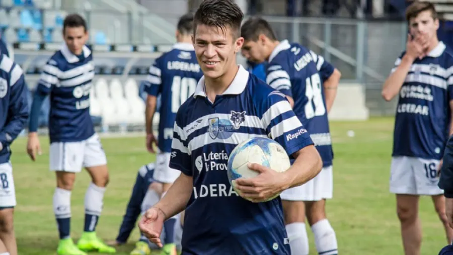 Un juvenil entrerriano dio positivo de coronavirus en la Reserva de Gimnasia La Plata 