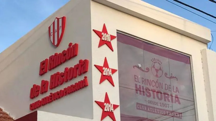Atlético Paraná celebró este martes 113 años de vida