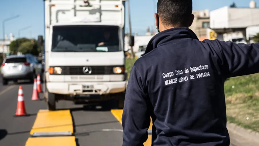 Realizan operativos de control de cargas en camiones en Paraná Realizan operativos de control de cargas en camiones en Paraná