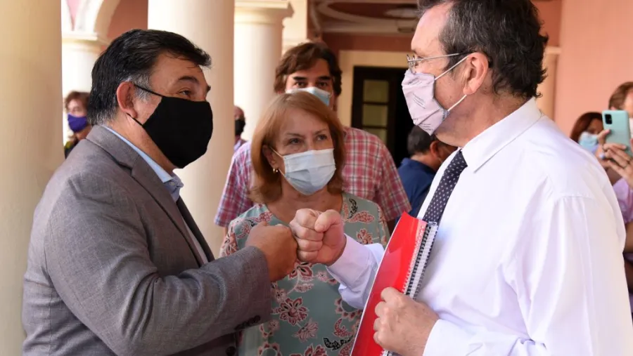 Martín Oliva con Tristán Bauer