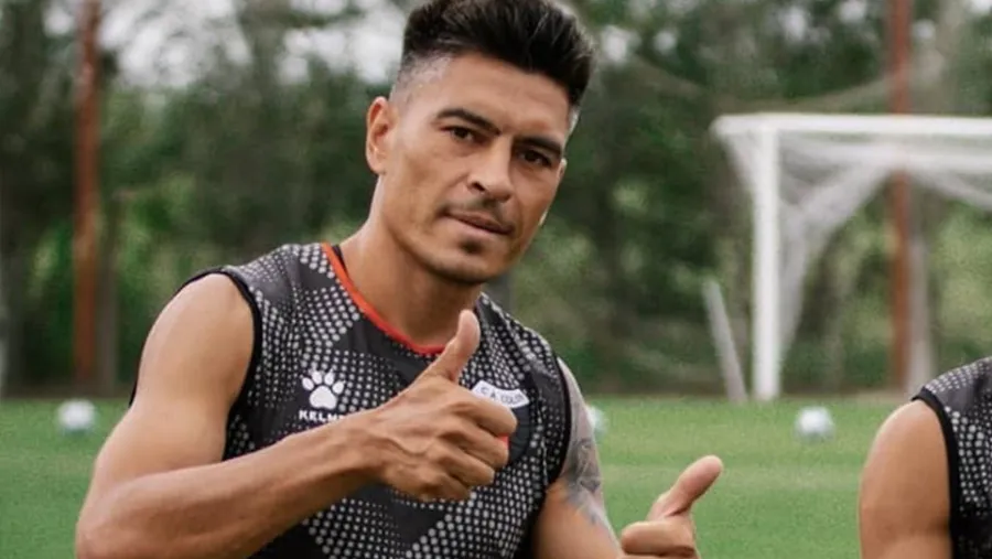 “Colón tiene un vestuario y un plantel muy positivos”, destacó el entrerriano Paolo Goltz