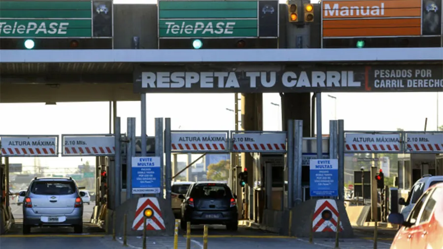 Ex funcionarios de Cambiemos habían sido procesados en la causa en la que se investiga si desde el Gobierno de Mauricio Macri se favoreció a empresas concesionarias de peajes. Ex funcionarios de Cambiemos habían sido procesados en la causa en la que se investiga si desde el Gobierno de Mauricio Macri se favoreció a empresas concesionarias de peajes.