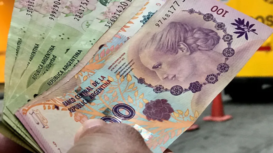 Pesos argentinos.
